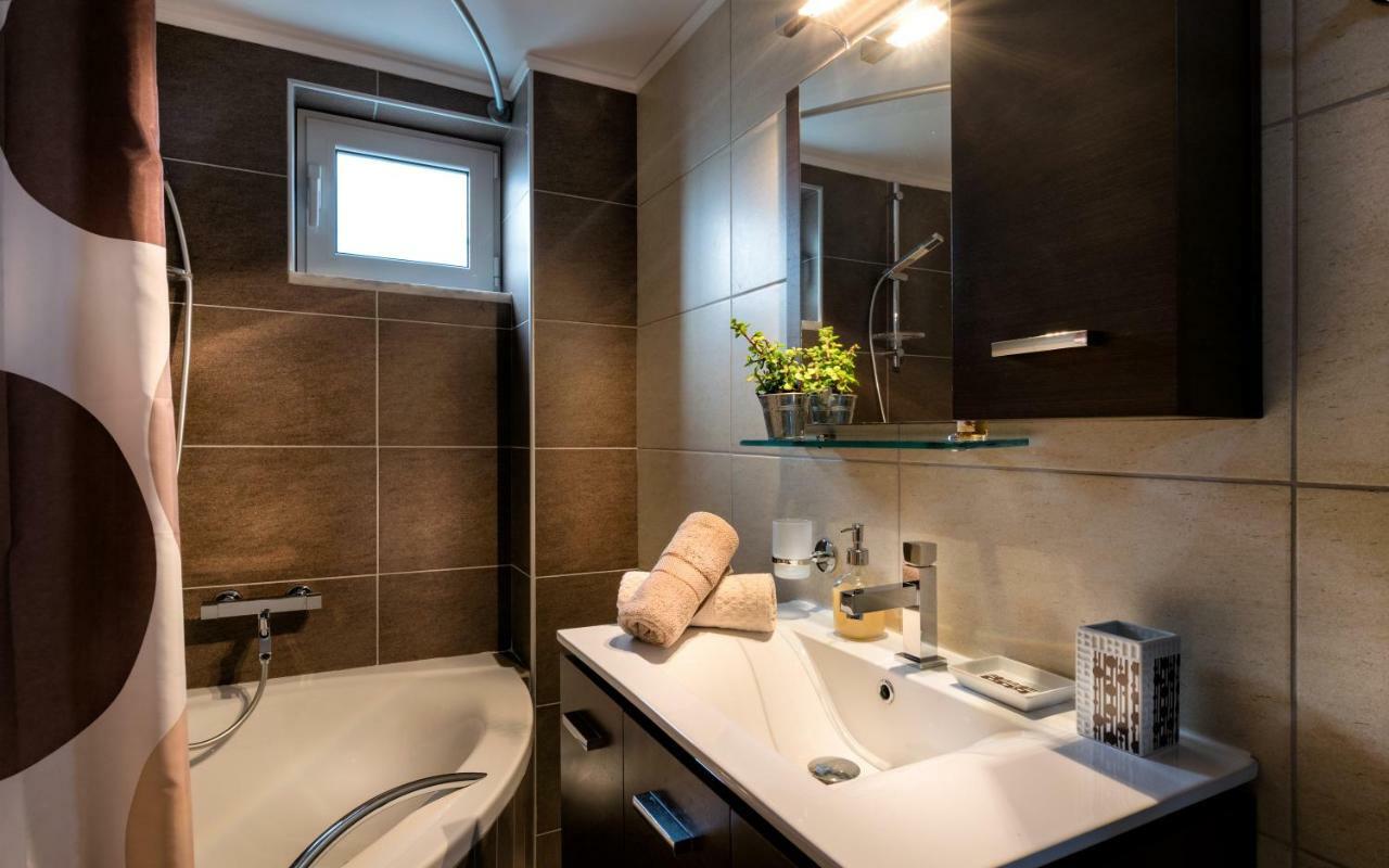 Mayla House Ферма Екстериор снимка